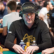 Phil Hellmuth reaguje na pochvalu od Phila Galfonda