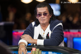 WSOP: Scotty Nguyen je zpět. Chipleaduje finálový stůl $25K PLO High Rolleru