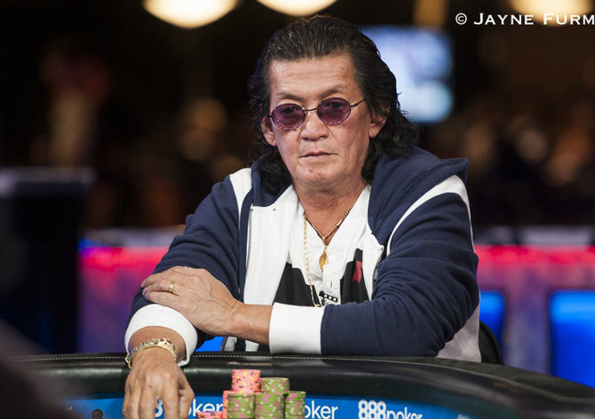 WSOP: Scotty Nguyen je zpět. Chipleaduje finálový stůl $25K PLO High Rolleru