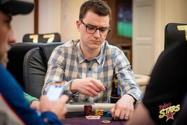 Pět Čechů v ITM EPT Barcelona. David Petrželka průběžně druhý!