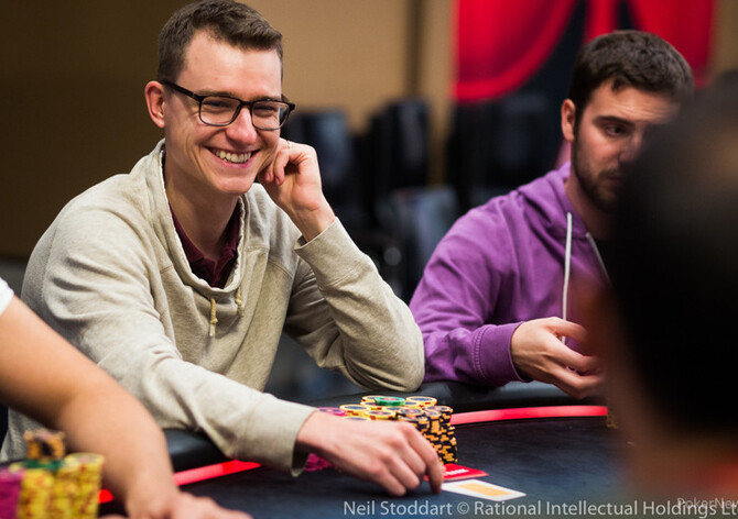 EPT Barcelona: David Petrželka a Jiří Horák postupují do čtvrtého dne! Zbývá 56 hráčů!