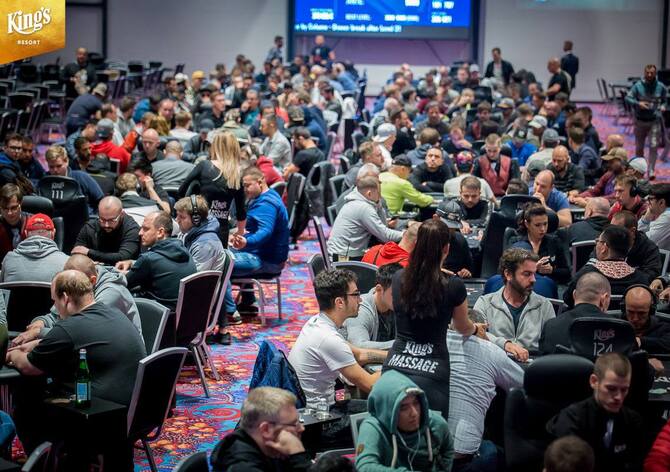 WSOPC Main Even den 2: Do finále míří 20 hráčů včetně Lukáše Přibyla a Jindřicha Špringla