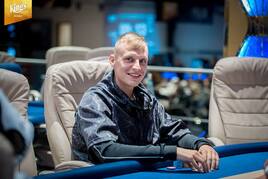 GCOP Mini Main Event 1AB: Postupuje jeden Čech a jeden Slovák