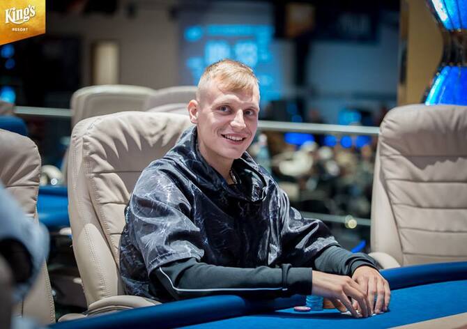 GCOP Mini Main Event 1AB: Postupuje jeden Čech a jeden Slovák