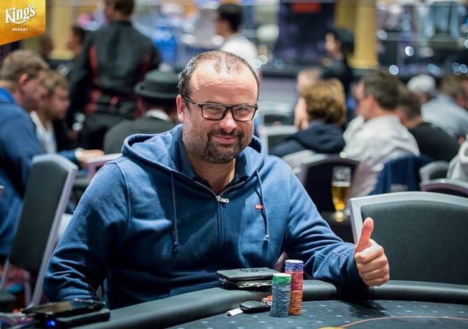 Lukáš Záškodný s Ondřejem Lónem zaútočí z TOP30 na final table EPT Prague National!