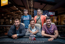King’s Big Stack Main Event dealnut v pěti hráčích, Češi neuspěli