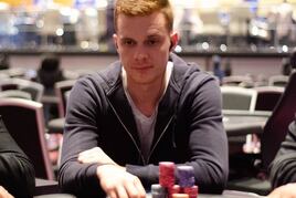 WSOPE Colossus: Sebastian Kos jednoznačně ovládl druhý startovní flight!