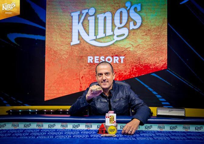King&#039;s: Zlatý náramek z WSOPE Colossus nasadil Izraelec Tamir Segal!