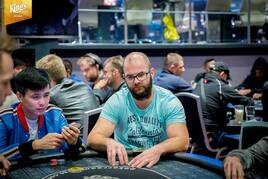 Swiss Poker Open: Den 2 si zahraje i Roman Chochola a Josef Šnejberg