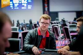 CZ Online 14.- 20.8.: Škalák vítězně v týdenním majoru na partypokeru!