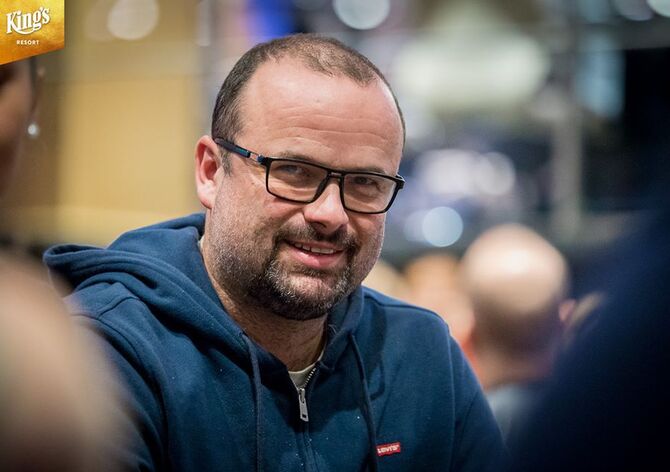 EPT Barcelona: Lukáš Záškodný ve druhém dni nabitého €10K High Rolleru