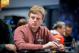 King&#039;s: Z úvodního flightu WSOPE Main Event postupují čtyři Češi v čele s Vojtou Růžičkou!