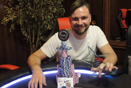 Říjnový ČPS Speciál v Hradci Králové ovládl po 4-way dealu Radek Průša!!
