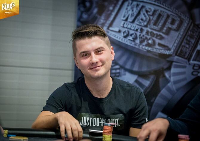 WPT den 22: Zatím jediný Čech Michael Sklenička si zahraje den 2 DeepStacks $3M GTD