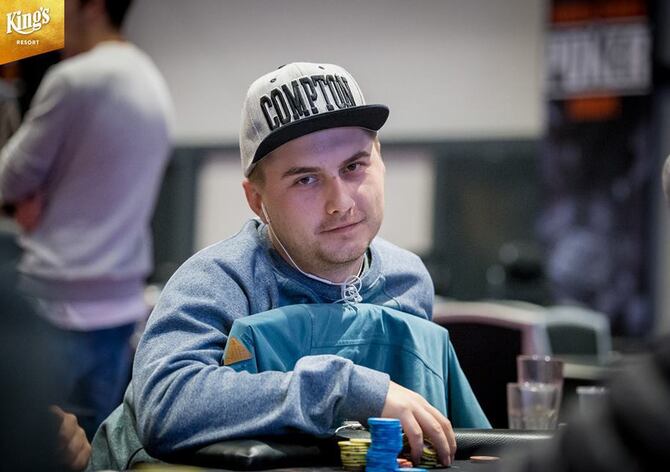 VIDEO: Michael Sklenička zabral v Sunday Millionu přes $72.000