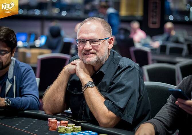 Main Event EPT Prague: 14 českých postupů z druhého startovního dne!