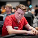 Main Event EPT Prague: Českou šestici postupujících povede do třetího dne Michal Schuh! 