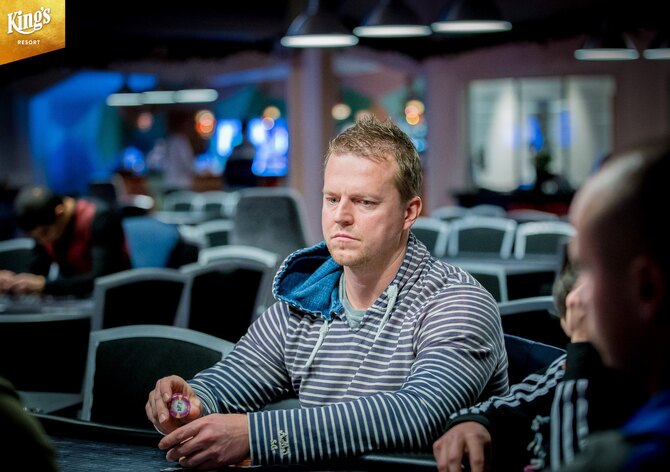 Lucky 8s €300K GTD: Po dni 1C garance naplněna z 11%