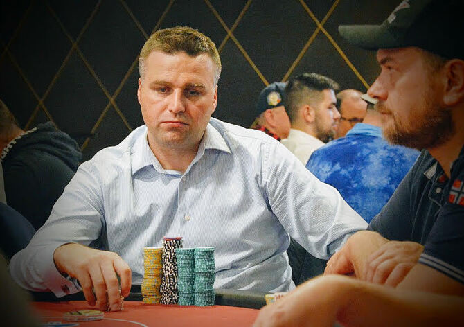 PFS: 15K High Roller chipleaduje brněnský Miroslav Beneš