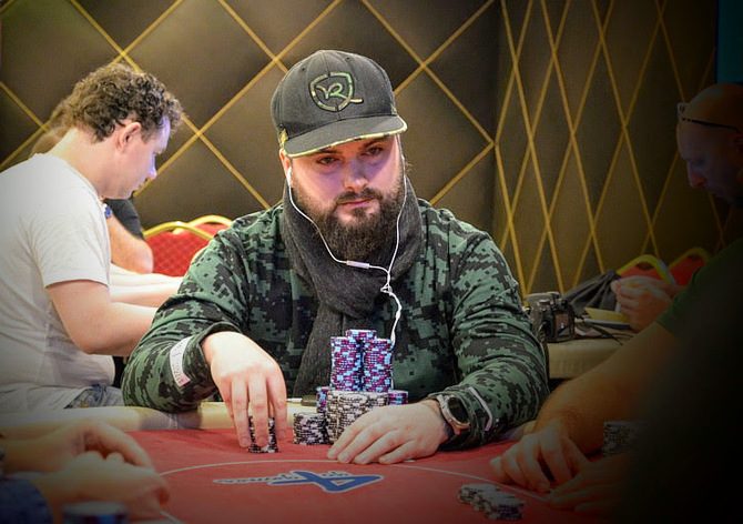 PFS Main Event 4M: Chipleaderem na třech stolech je David Savočka