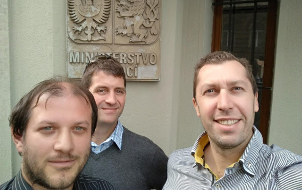 Velký úspěch Asociace pokerových hráčů! Poslanci zrušili paragraf 59!