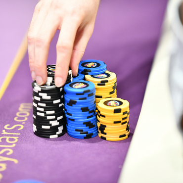 Rebuy Stars Plzeň: Zahraniční deal v heads-upu v Area Cupu XL 600K GTD