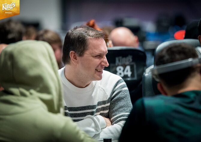 UDSO Main Event: Táborský mezi chipleadery po dnech 1ABC