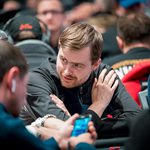Main Event WSOP den 1A: Martin Kabrhel pokračuje s double průměrem!
