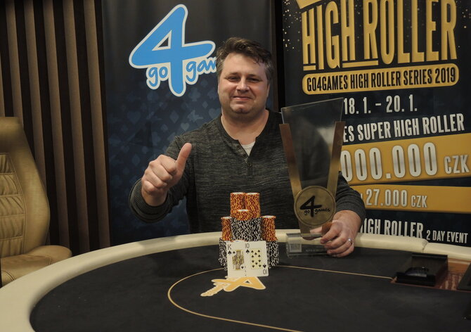 G4G: Trofej ze Super High Rolleru odváží po dealu Slávek Byrtus!