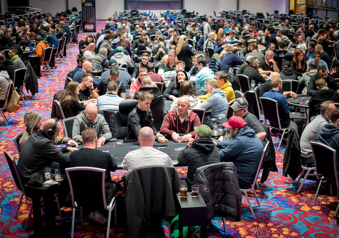 King’s: 455 entries v prvním flightu ME Dutch Classics €200K GTD!