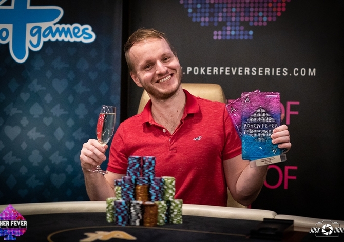Pokerstars: Desmoplakin pokácel Hotter $60K GTD za odměnu $9.000!