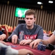 PF Mega Series: Knapis chipleaderem dne 1D Main Eventu, overlay ve vzduchu