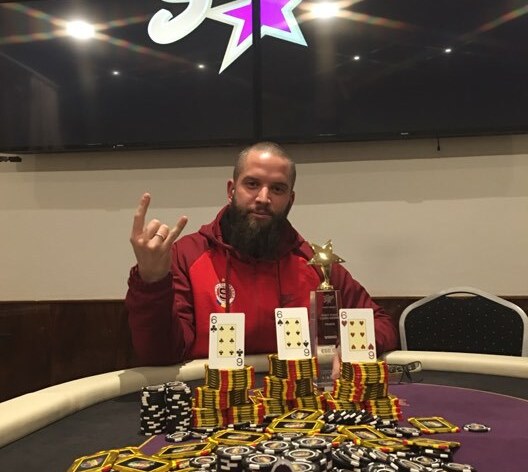 Savarin: MČR Cup bez dealu hravě ovládl Hawlis