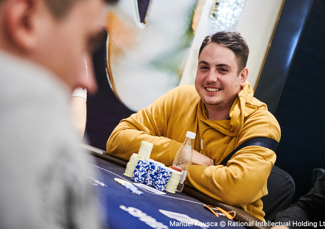 Návrat na místo činu! Loňský šampion Matouš Houžvíček chipleaduje EPT National Sochi!