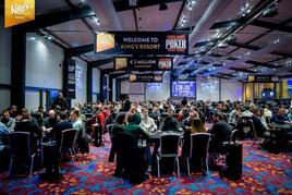 Marián Uharček, Sláva Rakovan a David Novotný si zahrají finále WSOPC Mini Main Eventu