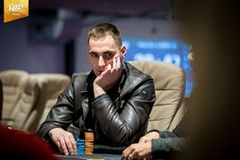 Ššš.. &quot;Šebrle&quot; se Schuhem prošli zahajovacím dnem WSOPC PLO High Rolleru!
