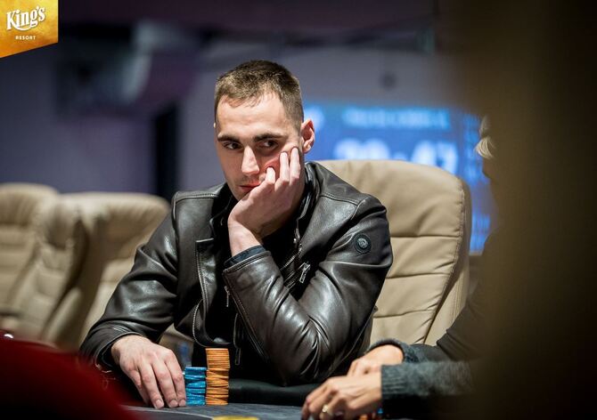 Ššš.. &quot;Šebrle&quot; se Schuhem prošli zahajovacím dnem WSOPC PLO High Rolleru!