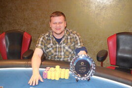 GQ Deepstack 200k GTD: Po dealu se z vítězství radoval Vladimír Krahulec! Za trofej si připlatil!