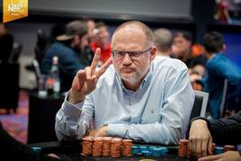 WSOP Main Event: Po 2ABC je nejlepším z Čechů Bob Skopalík! Na chipleadu stále Brammer!