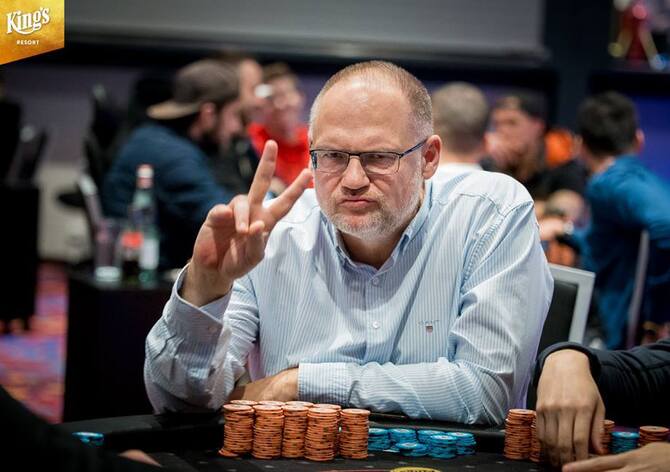 WSOP Main Event: Po 2ABC je nejlepším z Čechů Bob Skopalík! Na chipleadu stále Brammer!