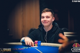 Banco Casino Masters: Po prvních flightech je na milionovém chipleadu Dominik Desset