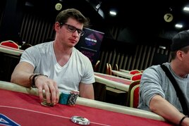 Poker Fever Mini: Ve dni 1A zářili z našich Petr Hruška a Marek Ohnisko