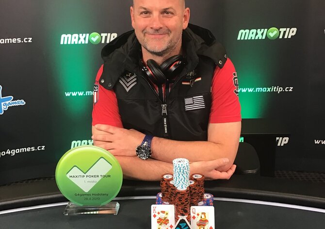 Main Event MaxiTip Poker Tour vyhrál Tomáš Macek