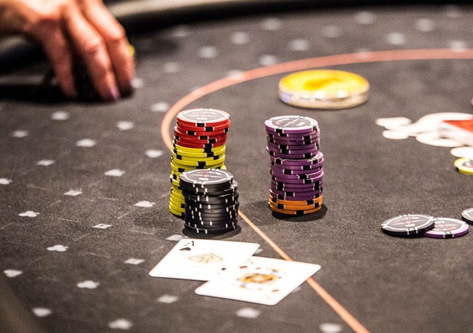 Czech Poker Masters €400K GTD 1B: Z československé scény postupuje Demjančík