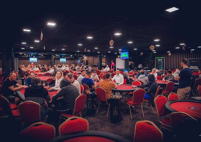 PFC Main Event: Den 1B přinesl dalších 14 postupujících