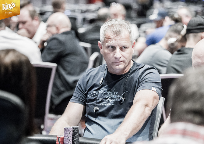 Benelux Classics €300K GTD: Deset českých borců do dne 2 vede prozatím Pavel53