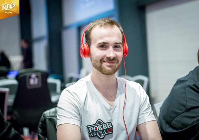 WSOPC: Druhý hrací den Monsterstacku si zahraje minimáně 32 českých hráčů