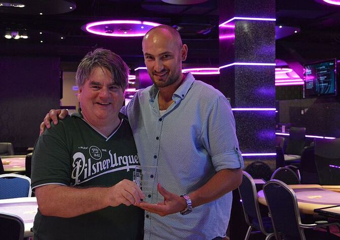 RebuyStars 1/2 Million dealnuli v heads-upu Jan Říha a Sean Crowley