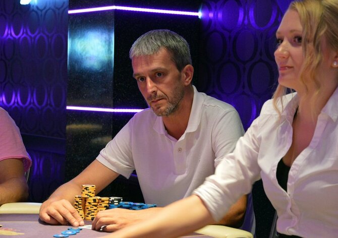 LuckyBet Cup: Náskok si nadále i po dni 1B drží Michal Čacký