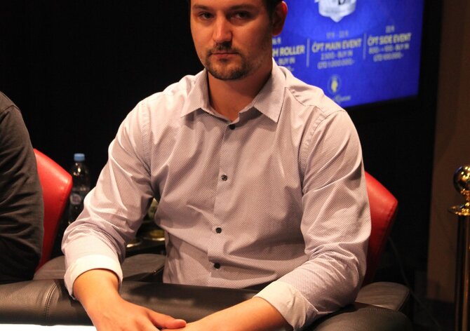 GQ Mini High Roller: V Hradci všem vytřel zrak Polák Tomasz Maryniak